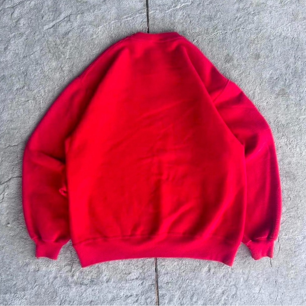 98 inc red crew neck vintage sweater
